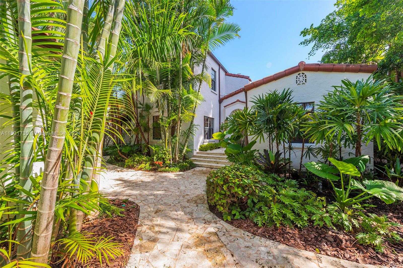 Small Image of 527 EAST DILIDO DR, Miami Beach Number 50