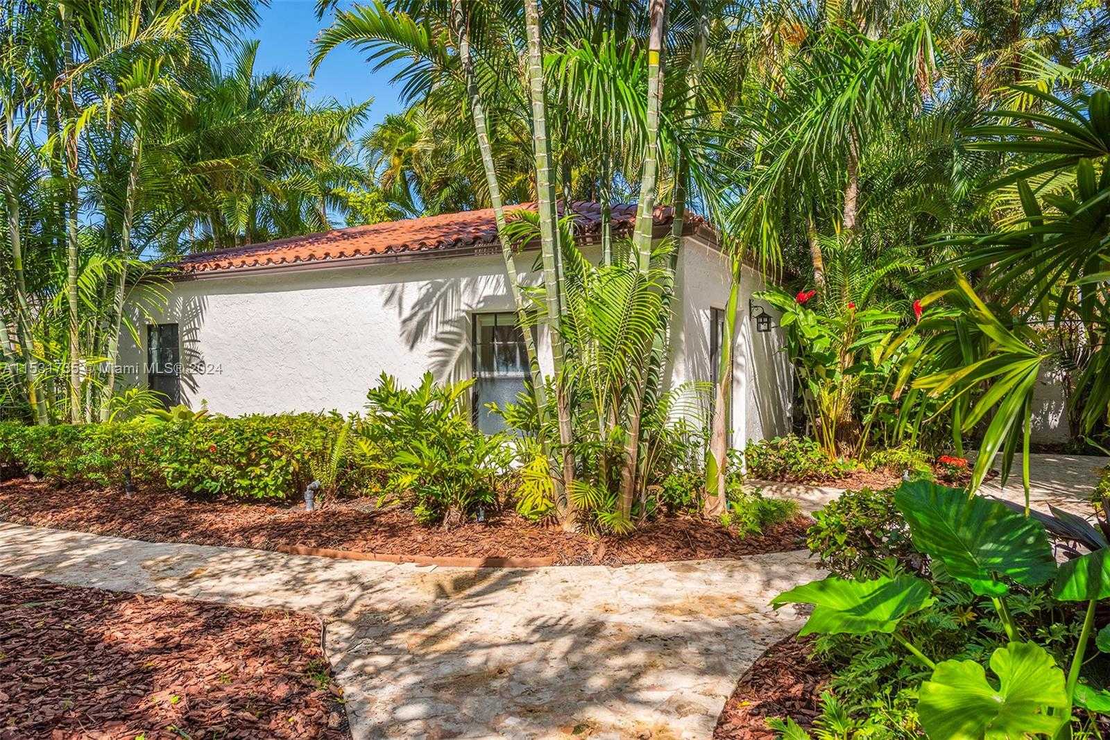 Small Image of 527 EAST DILIDO DR, Miami Beach Number 51