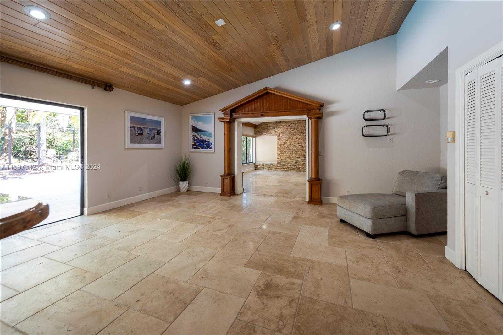 Small Image of 2685 HACKNEY RD, Weston Number 20