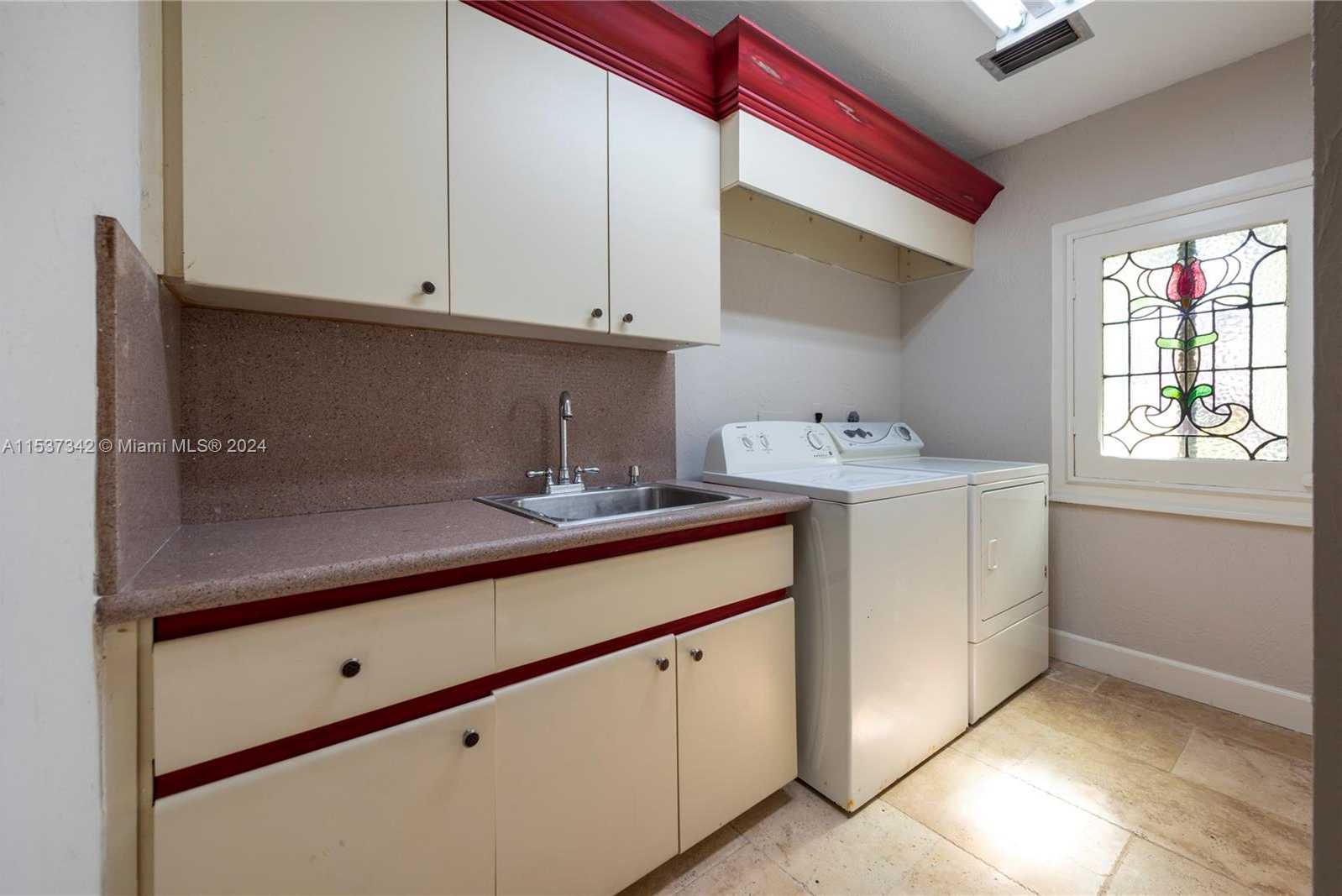 Small Image of 2685 HACKNEY RD, Weston Number 30