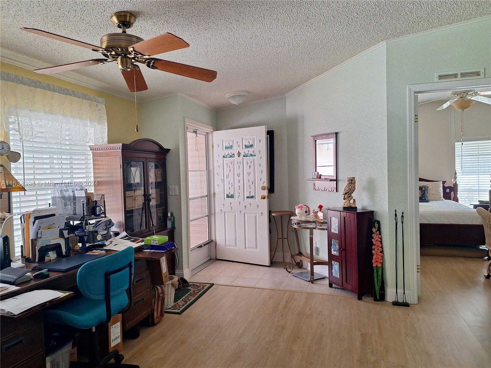 Small Image of 35303 SOUTH WEST 180TH AVENUE LOTS 381-382, Homestead Number 20