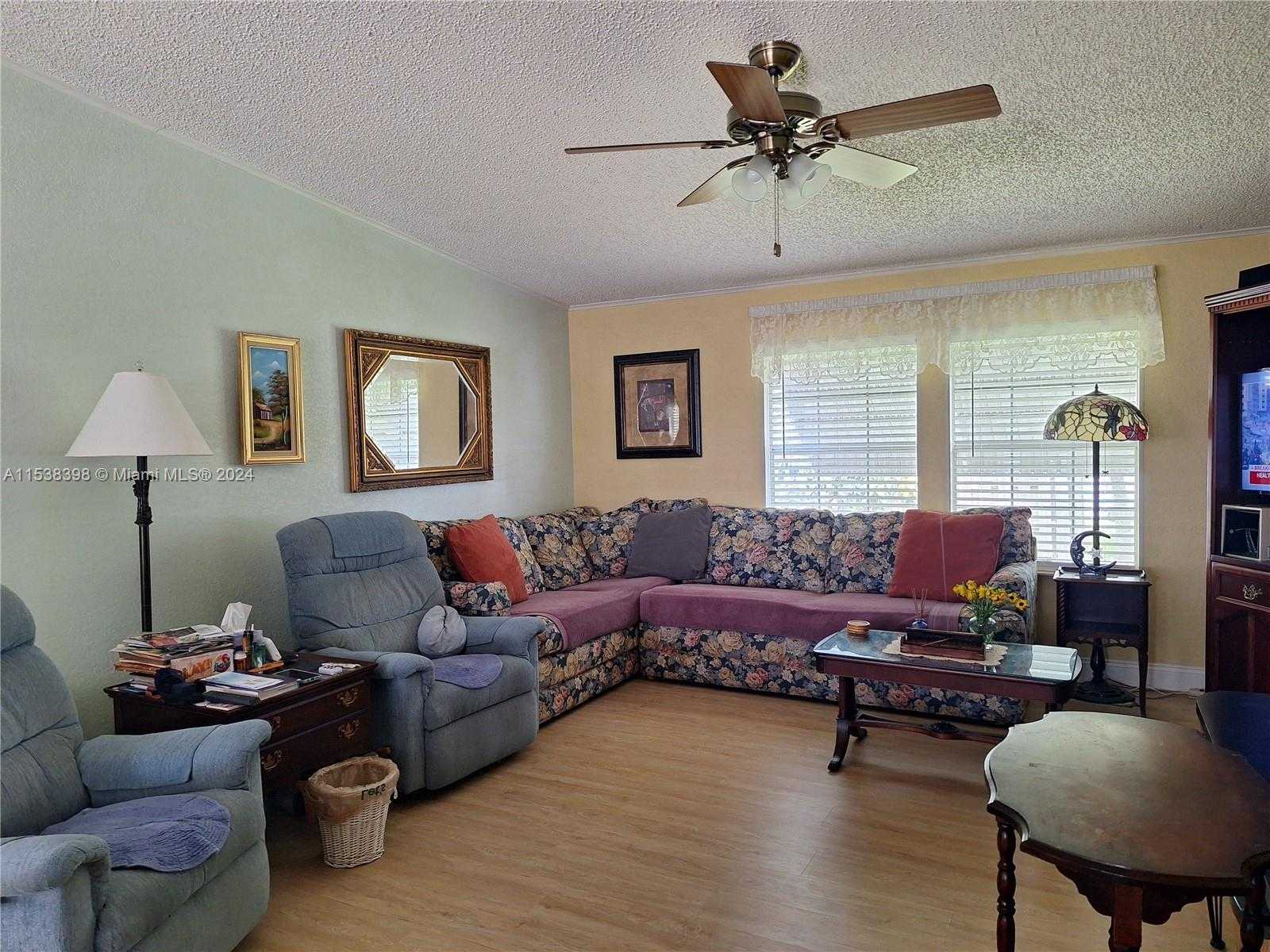 Small Image of 35303 SOUTH WEST 180TH AVENUE LOTS 381-382, Homestead Number 38