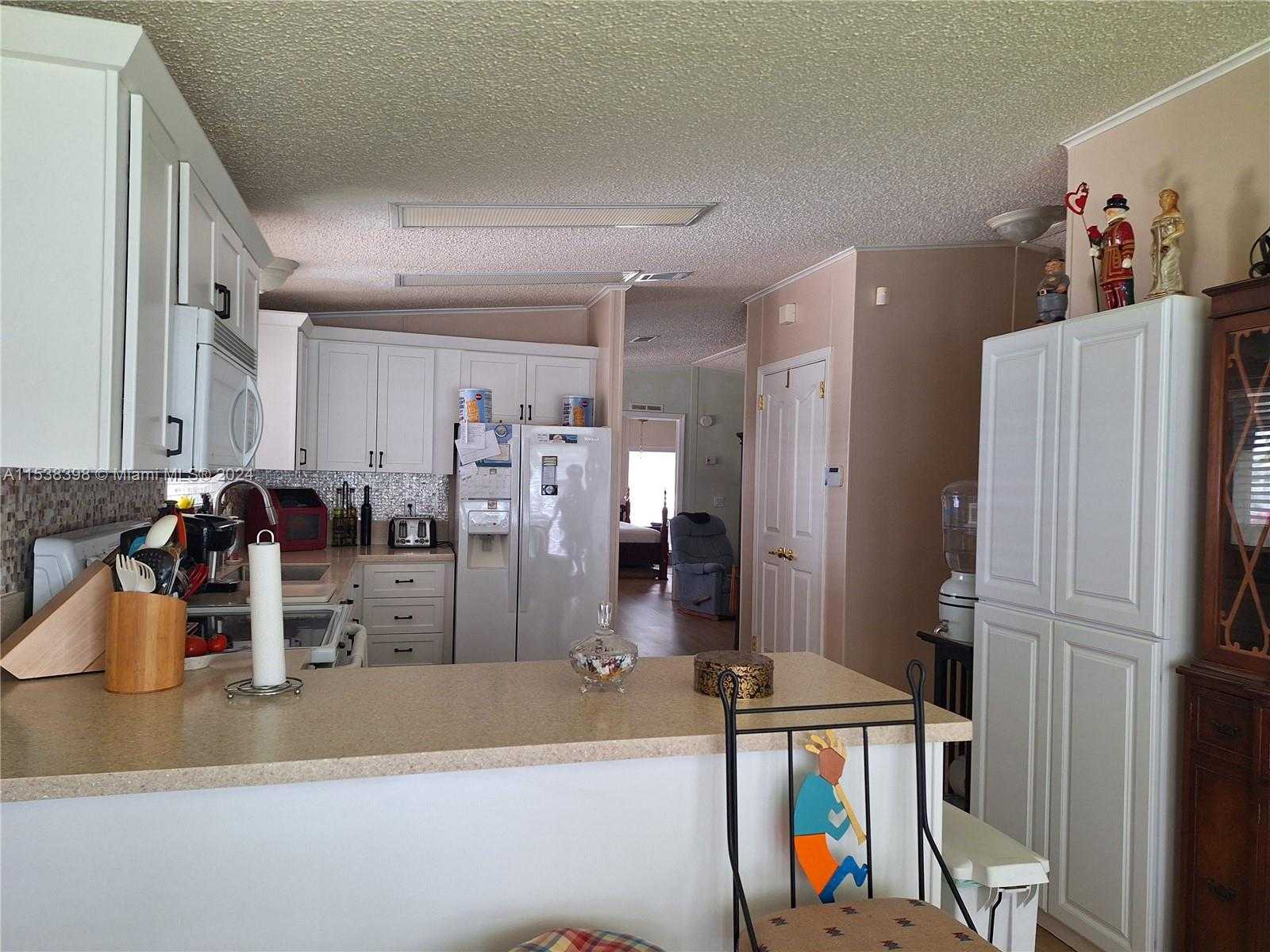 Small Image of 35303 SOUTH WEST 180TH AVENUE LOTS 381-382, Homestead Number 52