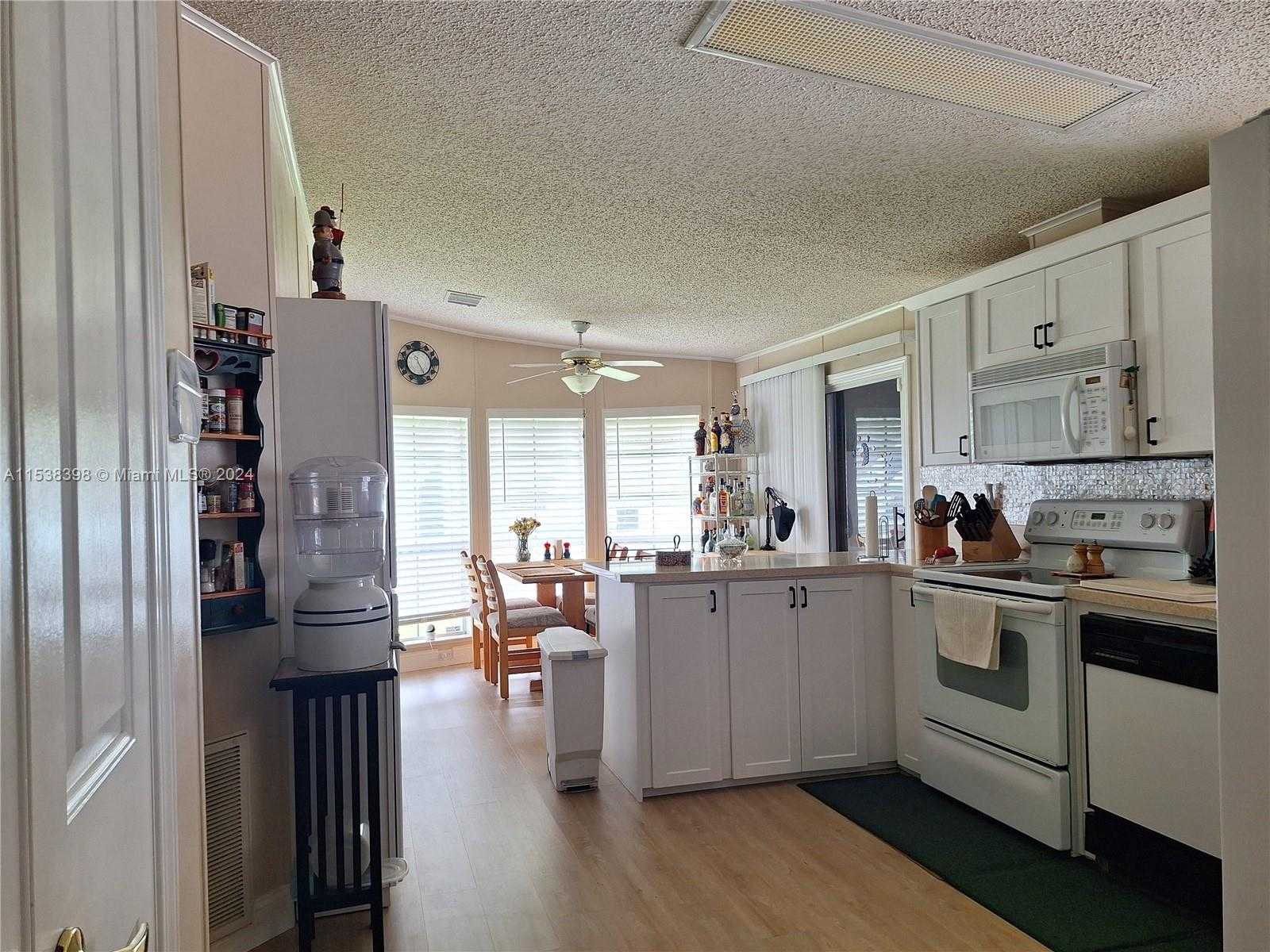 Small Image of 35303 SOUTH WEST 180TH AVENUE LOTS 381-382, Homestead Number 53