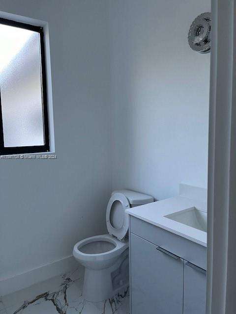 Small Image of 5455 SOUTH WEST 60 CT, Miami Number 21