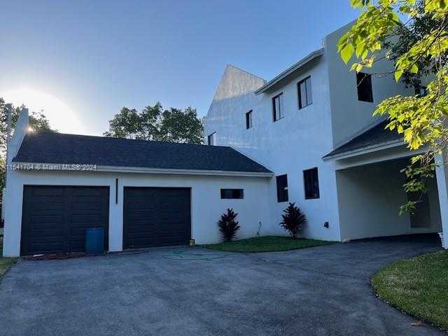 Small Image of 5455 SOUTH WEST 60 CT, Miami Number 3