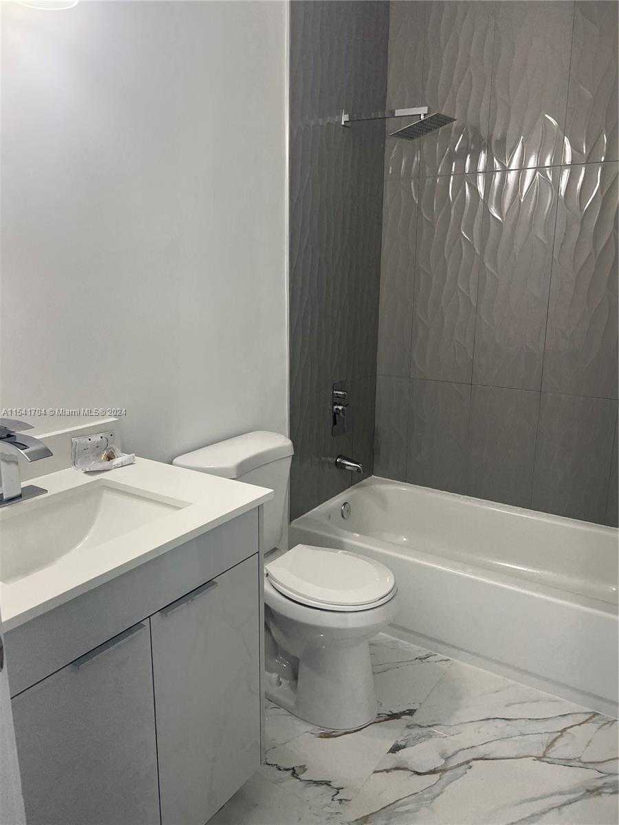 Small Image of 5455 SOUTH WEST 60 CT, Miami Number 30