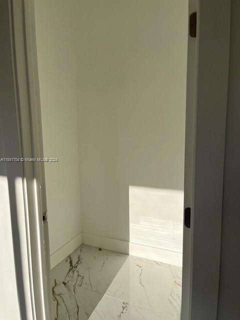 Small Image of 5455 SOUTH WEST 60 CT, Miami Number 36