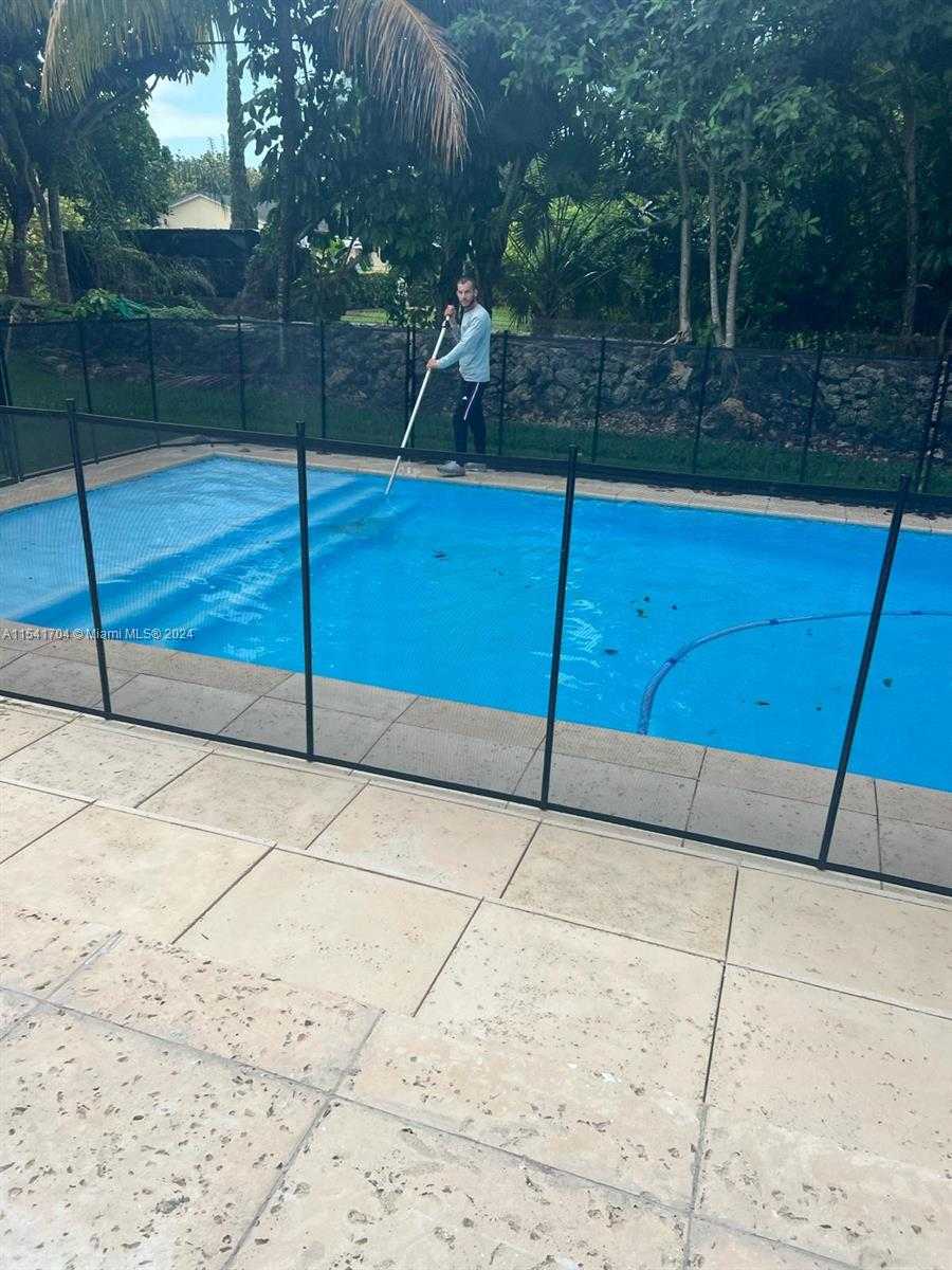 Small Image of 5455 SOUTH WEST 60 CT, Miami Number 60