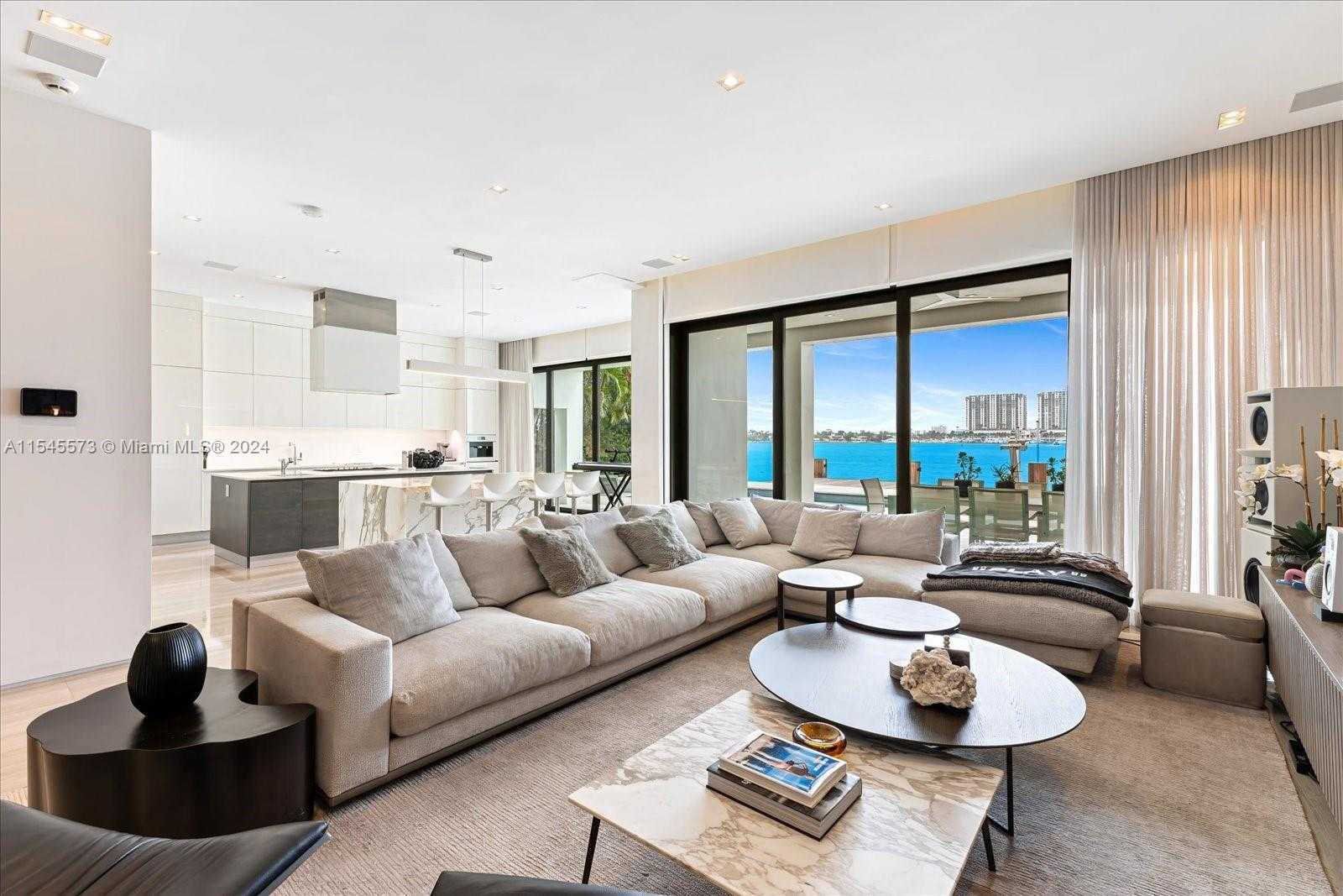 Small Image of 401 EAST RIVO ALTO DR, Miami Beach Number 11