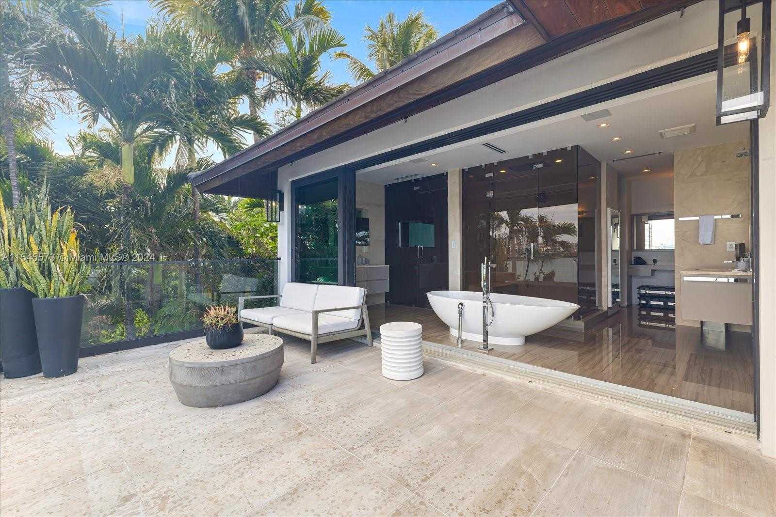 Small Image of 401 EAST RIVO ALTO DR, Miami Beach Number 21