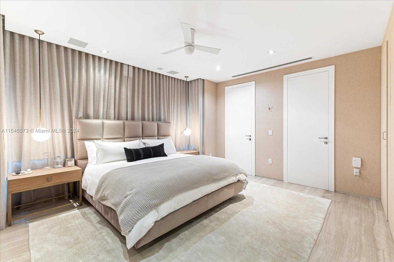 Small Image of 401 EAST RIVO ALTO DR, Miami Beach Number 23