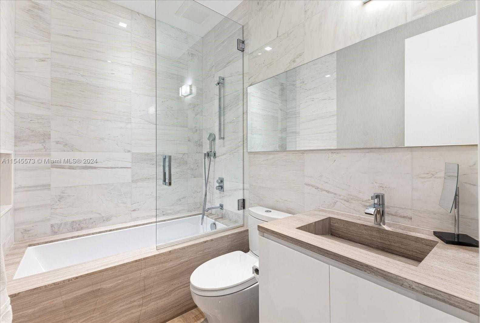 Small Image of 401 EAST RIVO ALTO DR, Miami Beach Number 24