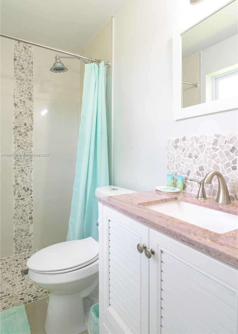 Small Image of 80 NORTH WEST 40TH ST, Oakland Park Number 6