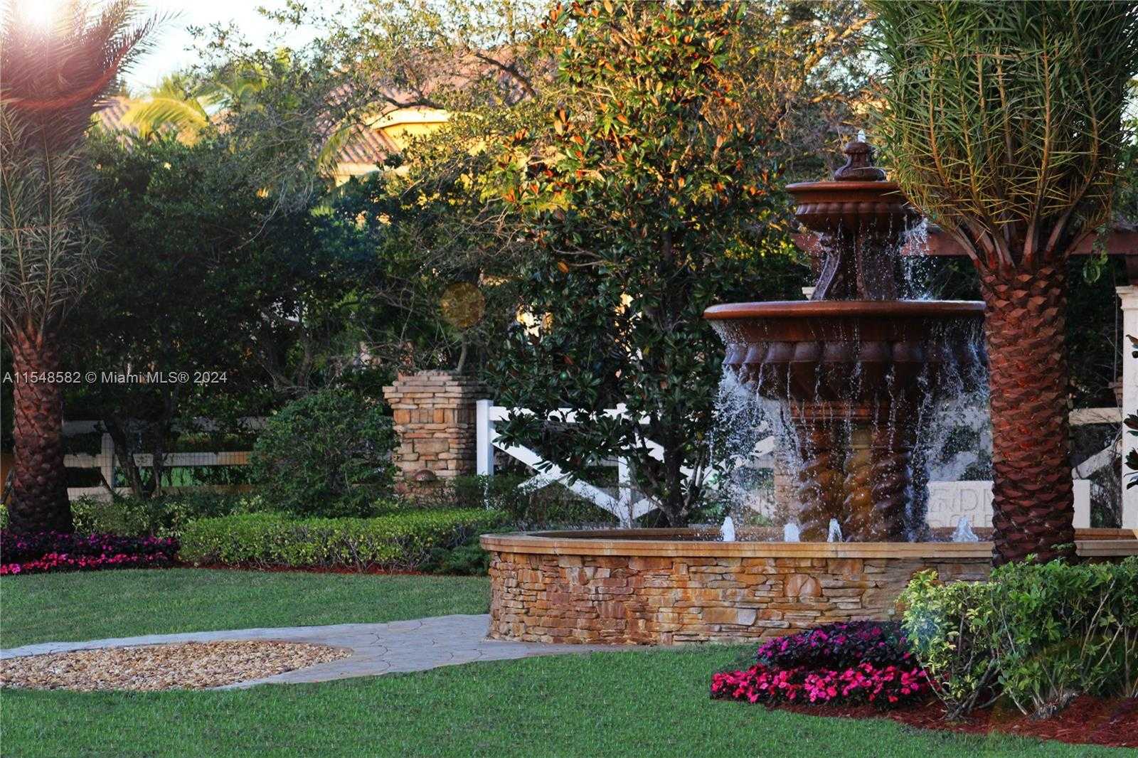 Small Image of 16700 BERKSHIRE CT, Southwest Ranches Number 22