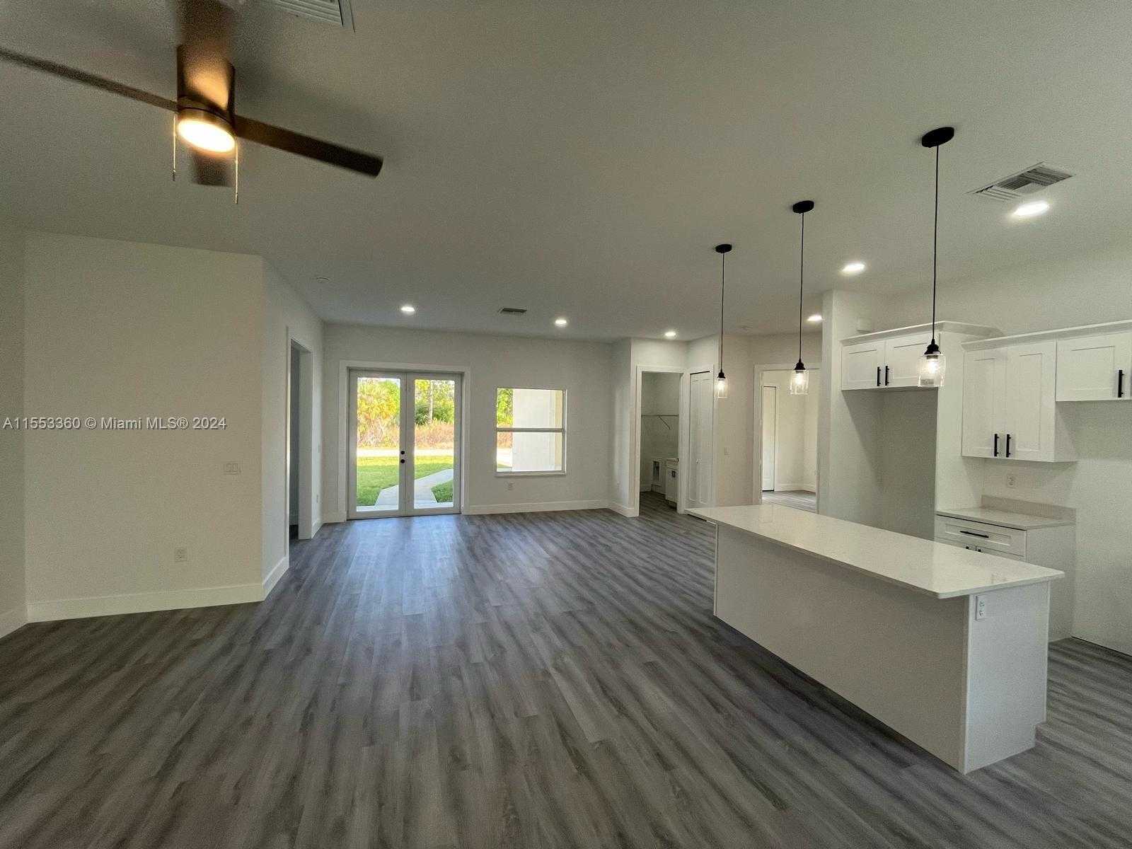 Small Image of 1024 EAST BAGGET ST, Lehigh Acres Number 6
