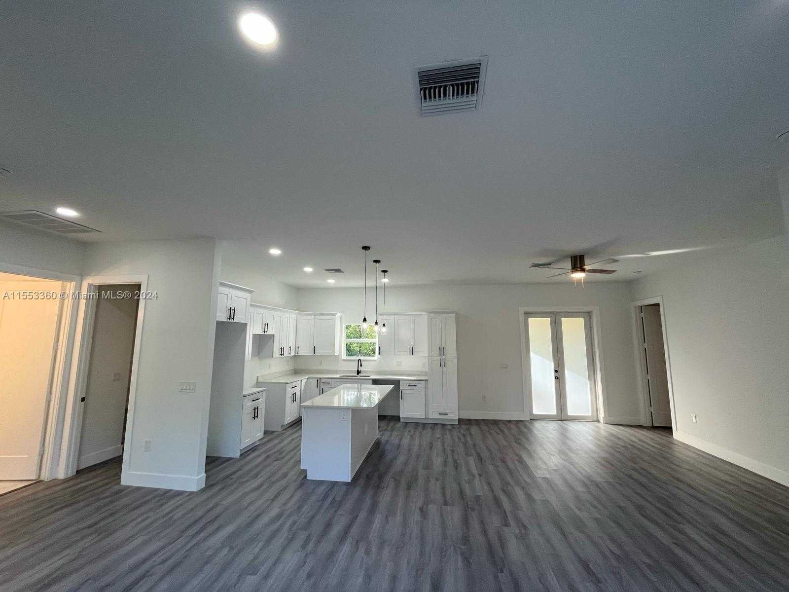 Small Image of 1024 EAST BAGGET ST, Lehigh Acres Number 7