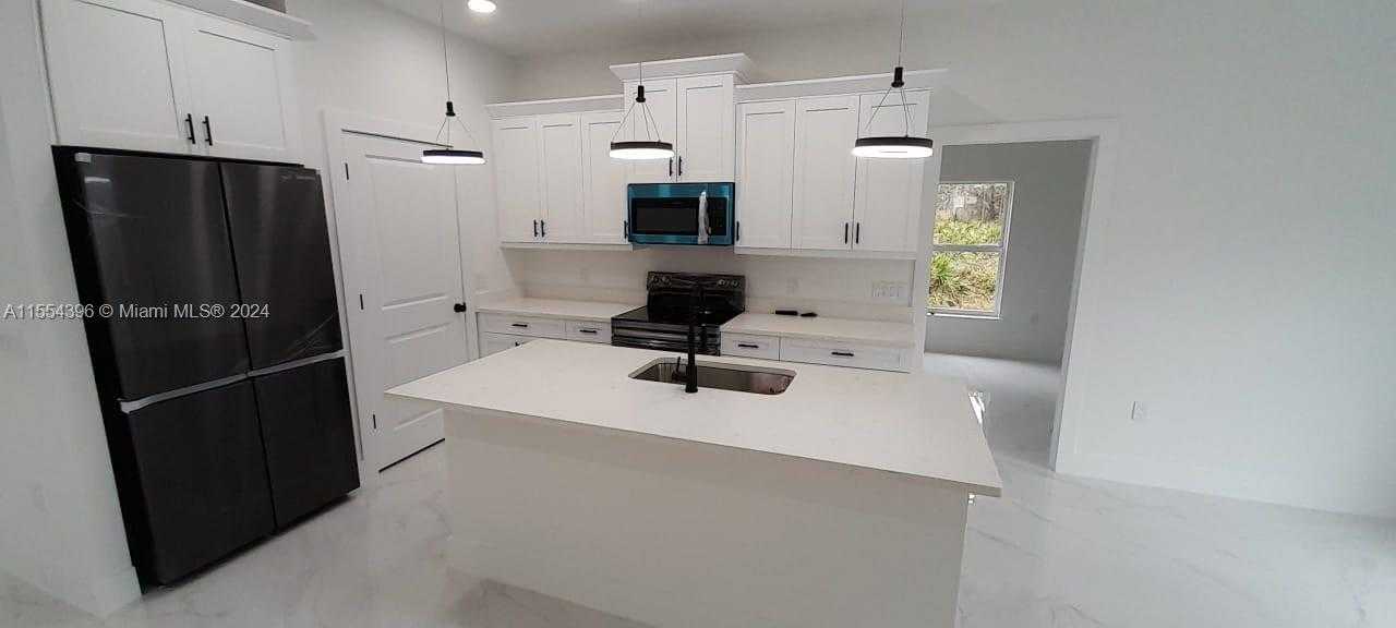 Small Image of 1131 EAST CROCUS ST, Other City - In The State Of Florida Number 6