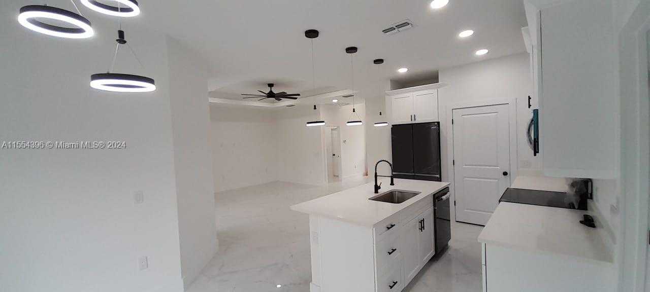 Small Image of 1131 EAST CROCUS ST, Other City - In The State Of Florida Number 7