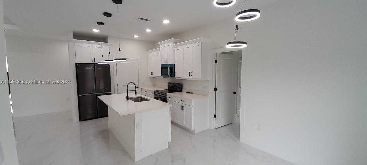 Small Image of 1131 EAST CROCUS ST, Other City - In The State Of Florida Number 8