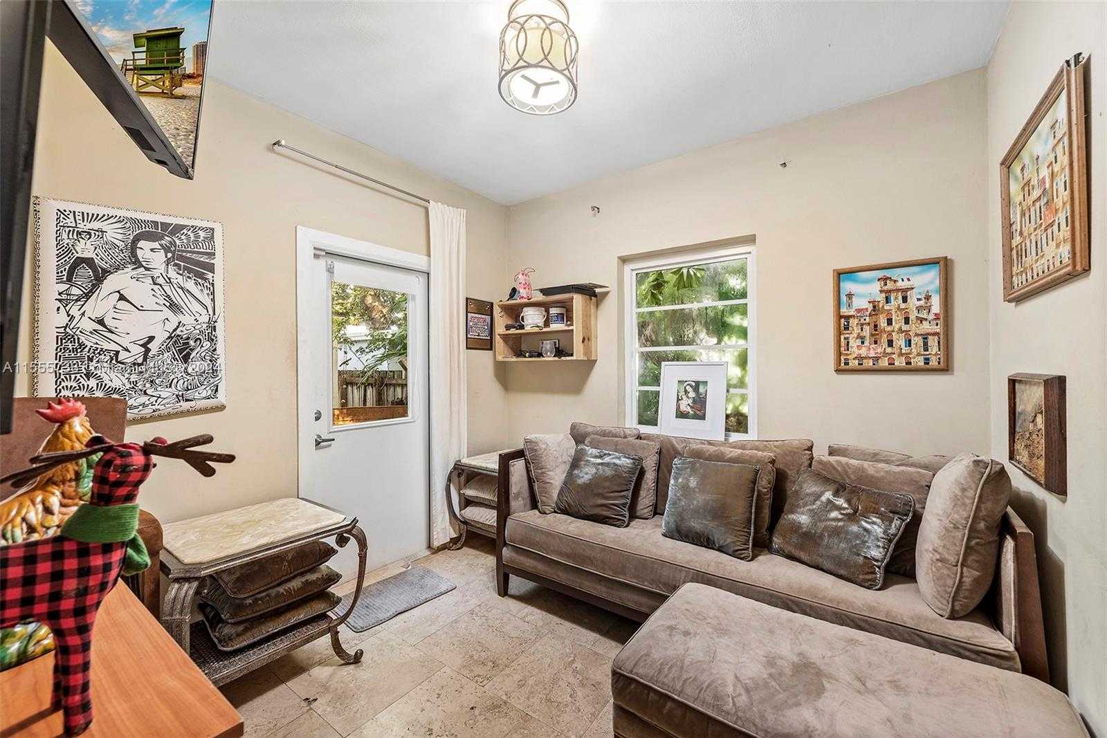 Small Image of 3440 NORTH MERIDIAN AVE, Miami Beach Number 12