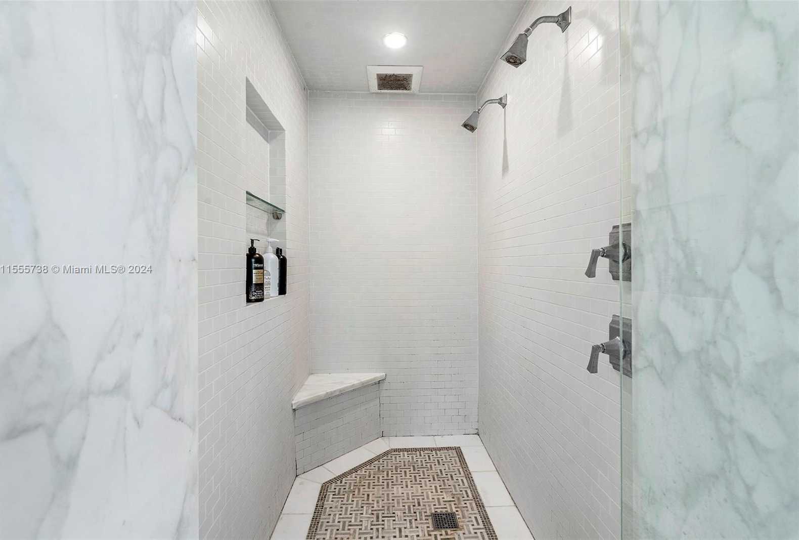 Small Image of 3440 NORTH MERIDIAN AVE, Miami Beach Number 24