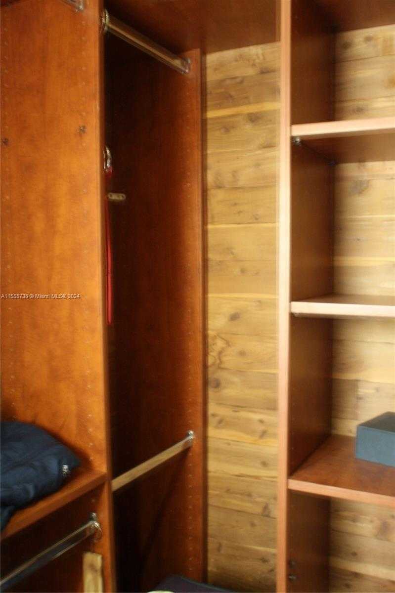Small Image of 3440 NORTH MERIDIAN AVE, Miami Beach Number 31