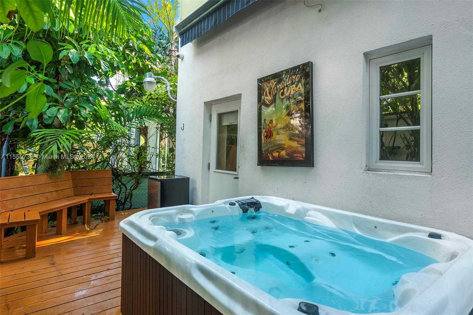 Small Image of 3440 NORTH MERIDIAN AVE, Miami Beach Number 32
