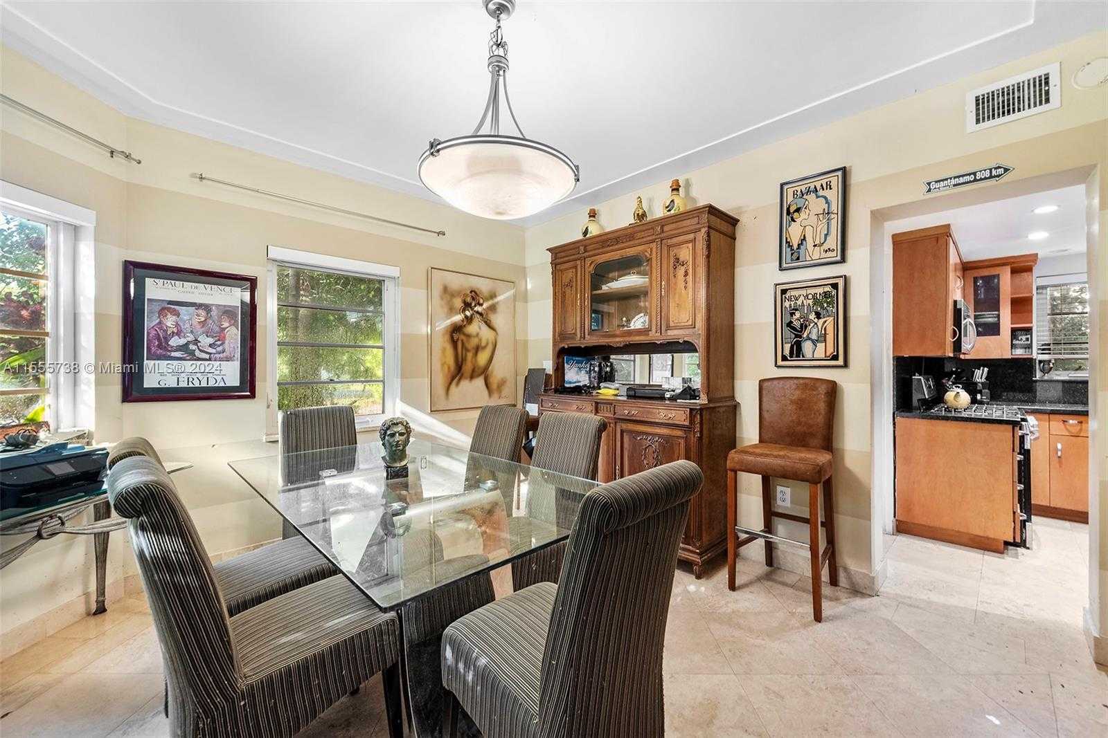 Small Image of 3440 NORTH MERIDIAN AVE, Miami Beach Number 7