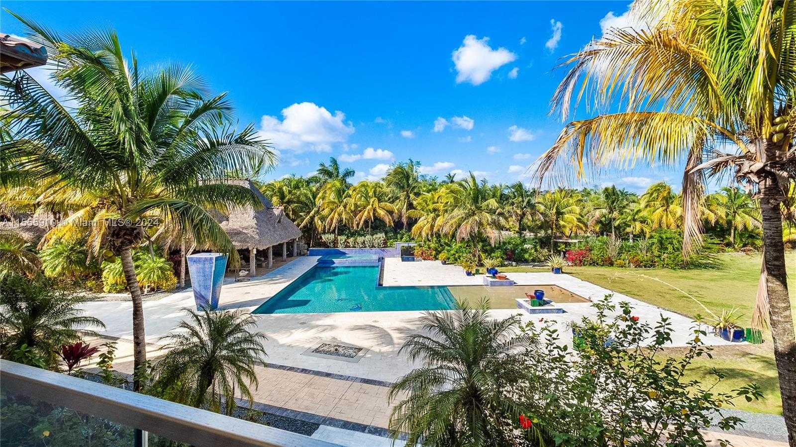 Small Image of 20551 SOUTH WEST 162ND AVE, Miami Number 29