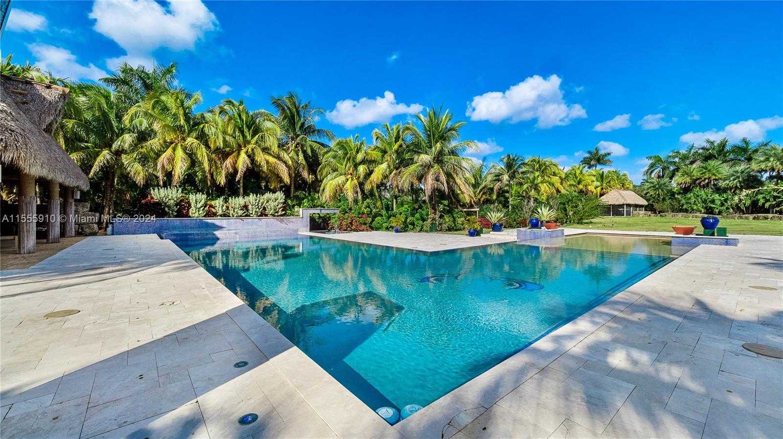 Small Image of 20551 SOUTH WEST 162ND AVE, Miami Number 38