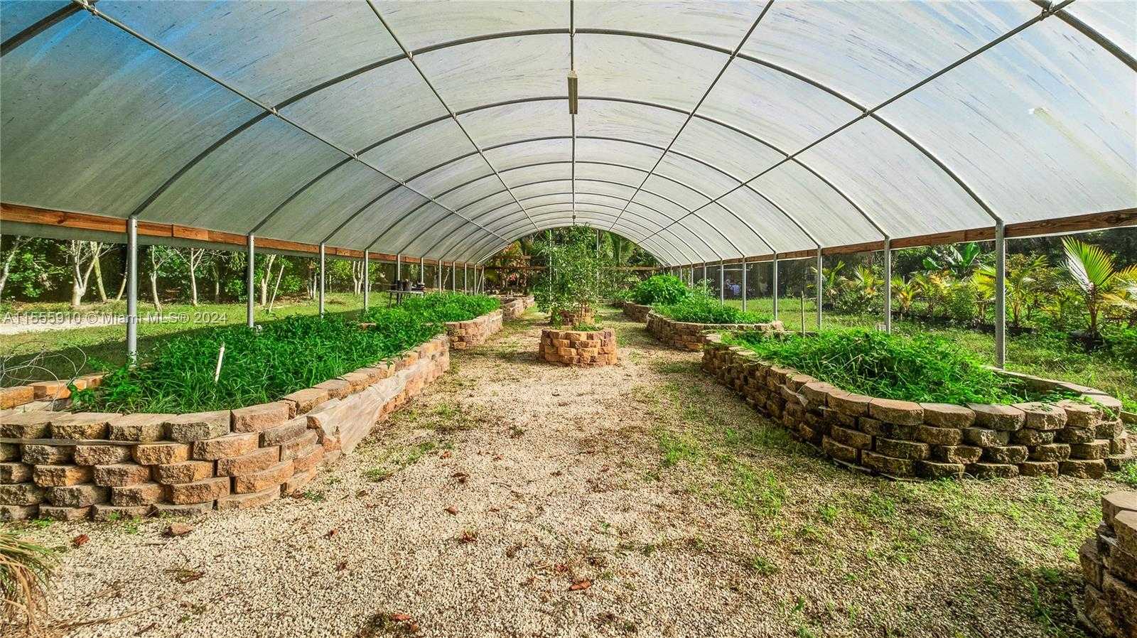 Small Image of 20551 SOUTH WEST 162ND AVE, Miami Number 52