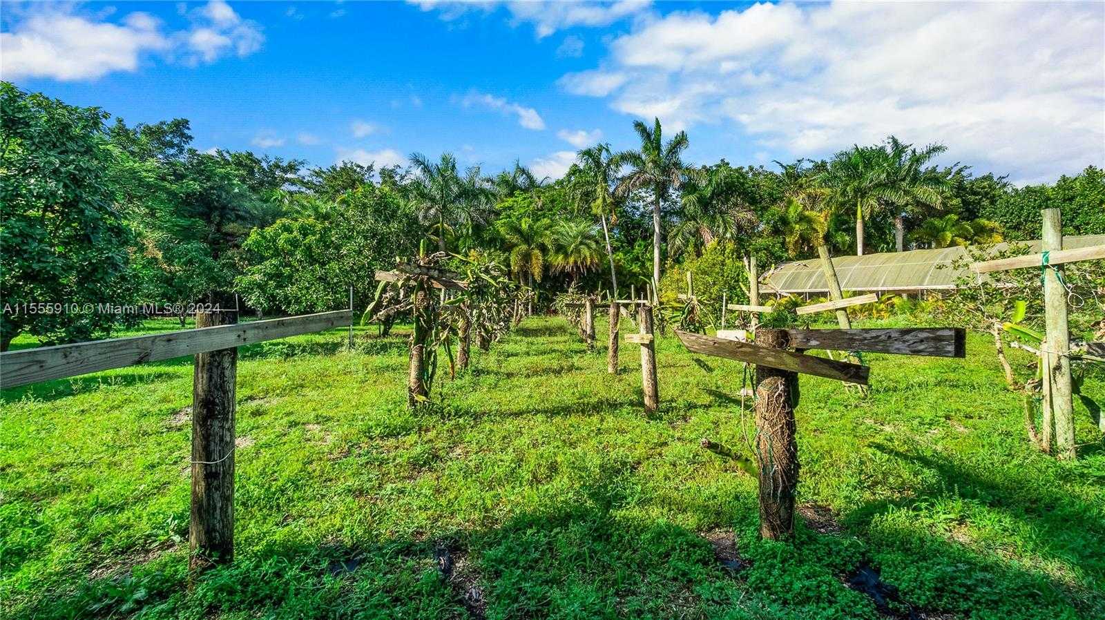 Small Image of 20551 SOUTH WEST 162ND AVE, Miami Number 53