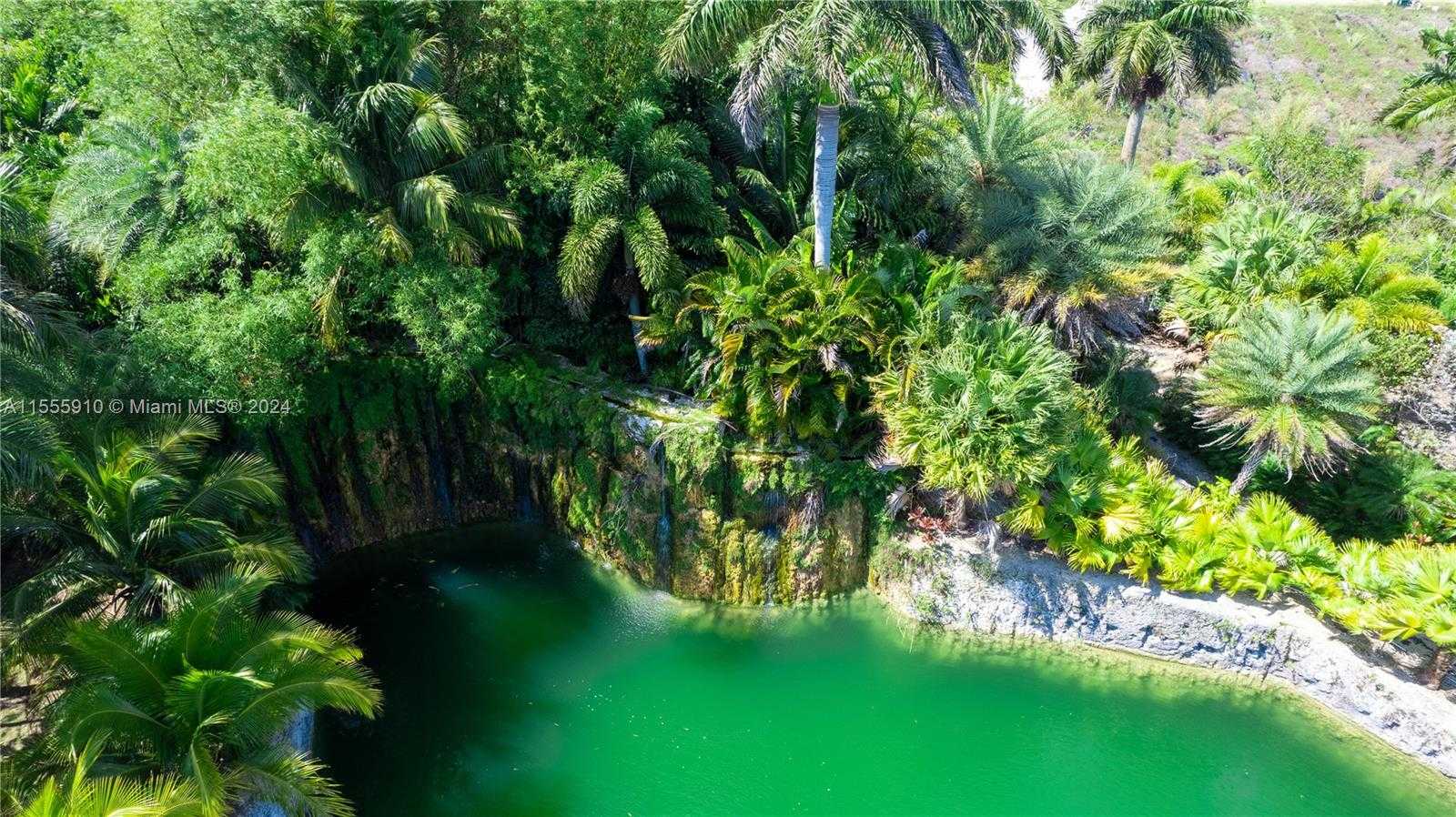 Small Image of 20551 SOUTH WEST 162ND AVE, Miami Number 96