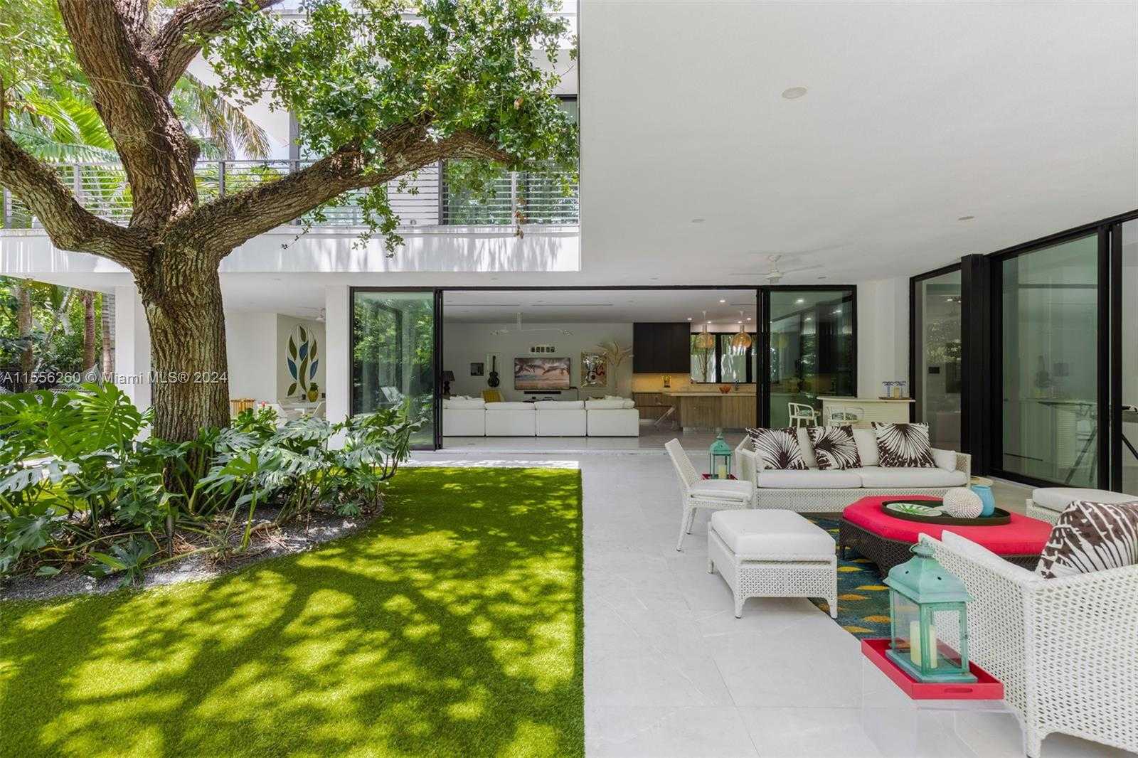 Small Image of 3470 POINCIANA AVE, Coconut Grove Number 30