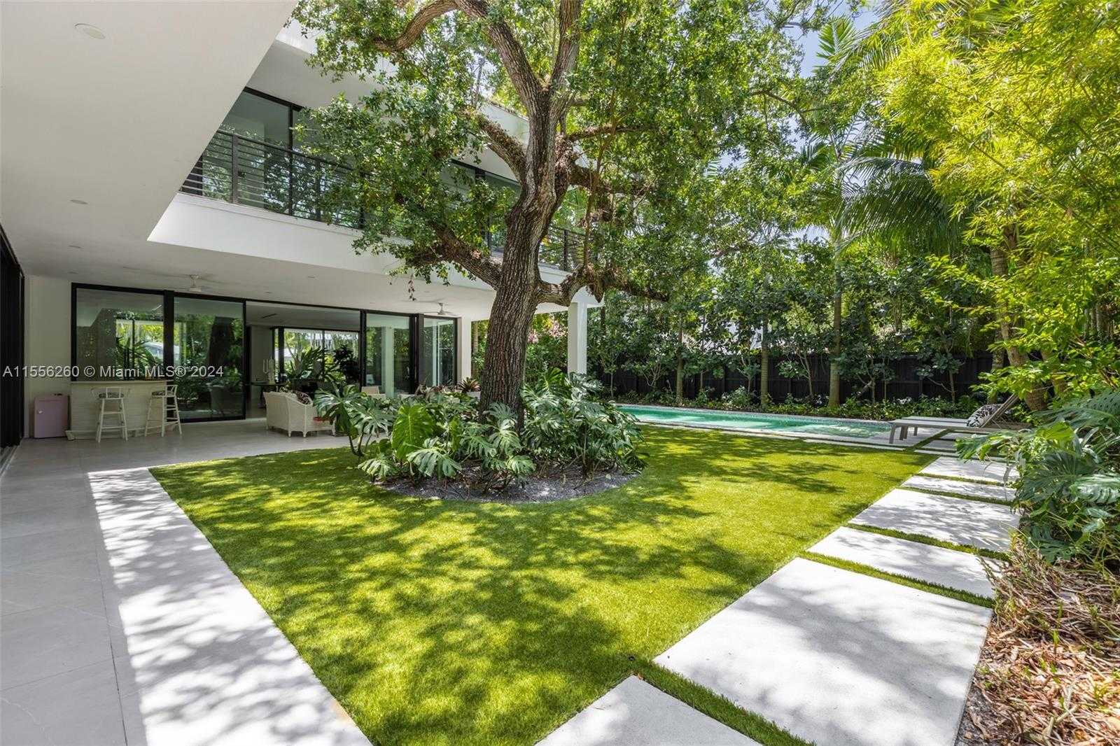 Small Image of 3470 POINCIANA AVE, Coconut Grove Number 35