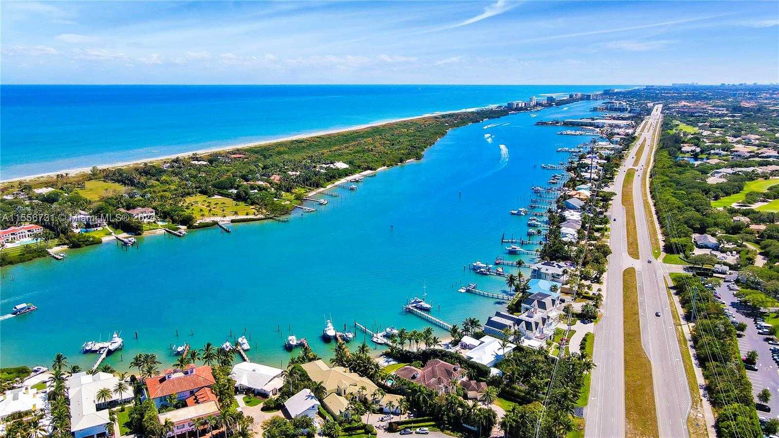 Small Image of 17581 SOUTH EAST CONCH BAR AVE, Jupiter Number 11
