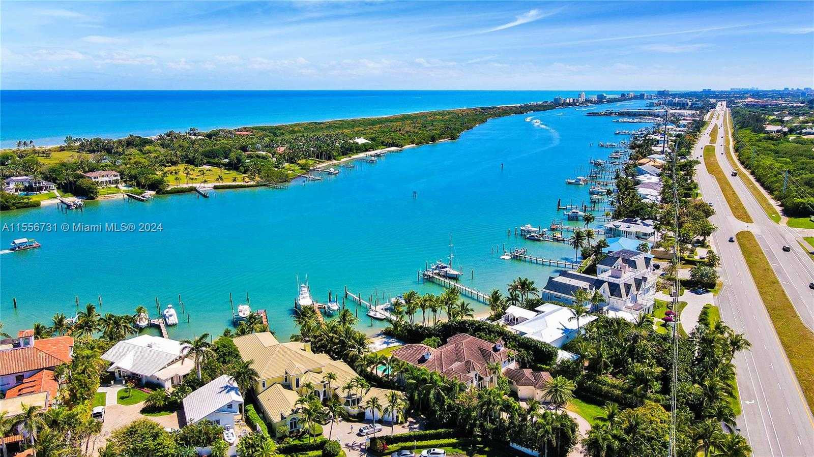 Small Image of 17581 SOUTH EAST CONCH BAR AVE, Jupiter Number 12