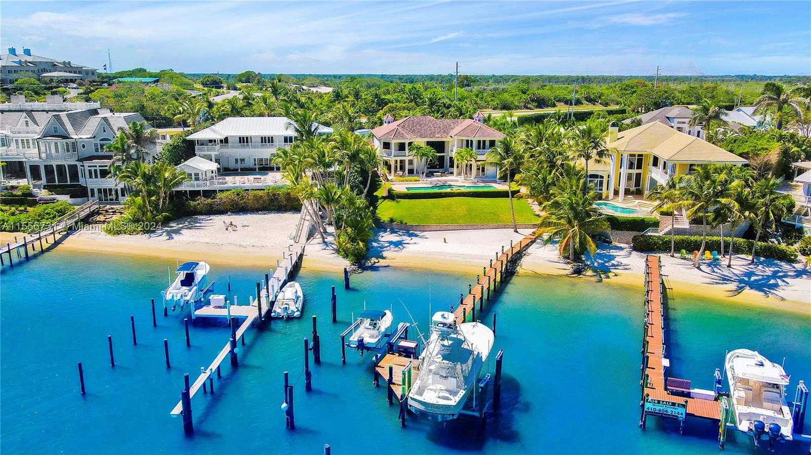 Small Image of 17581 SOUTH EAST CONCH BAR AVE, Jupiter Number 18