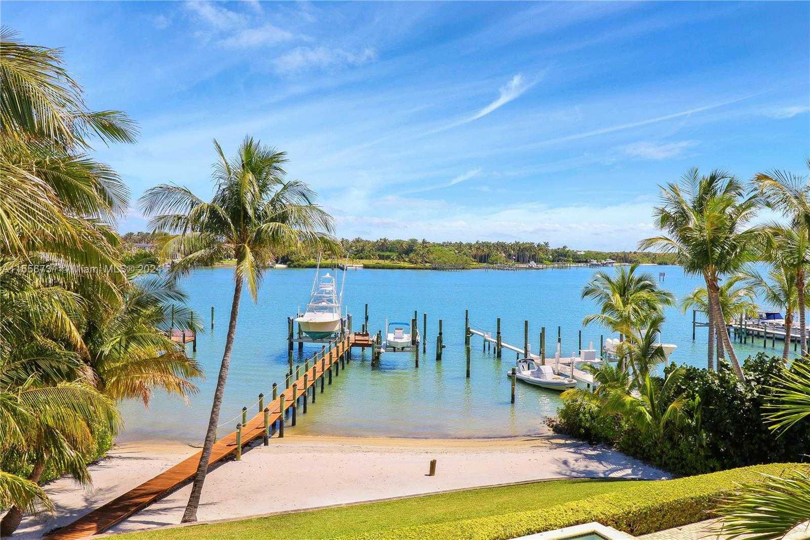 Small Image of 17581 SOUTH EAST CONCH BAR AVE, Jupiter Number 29