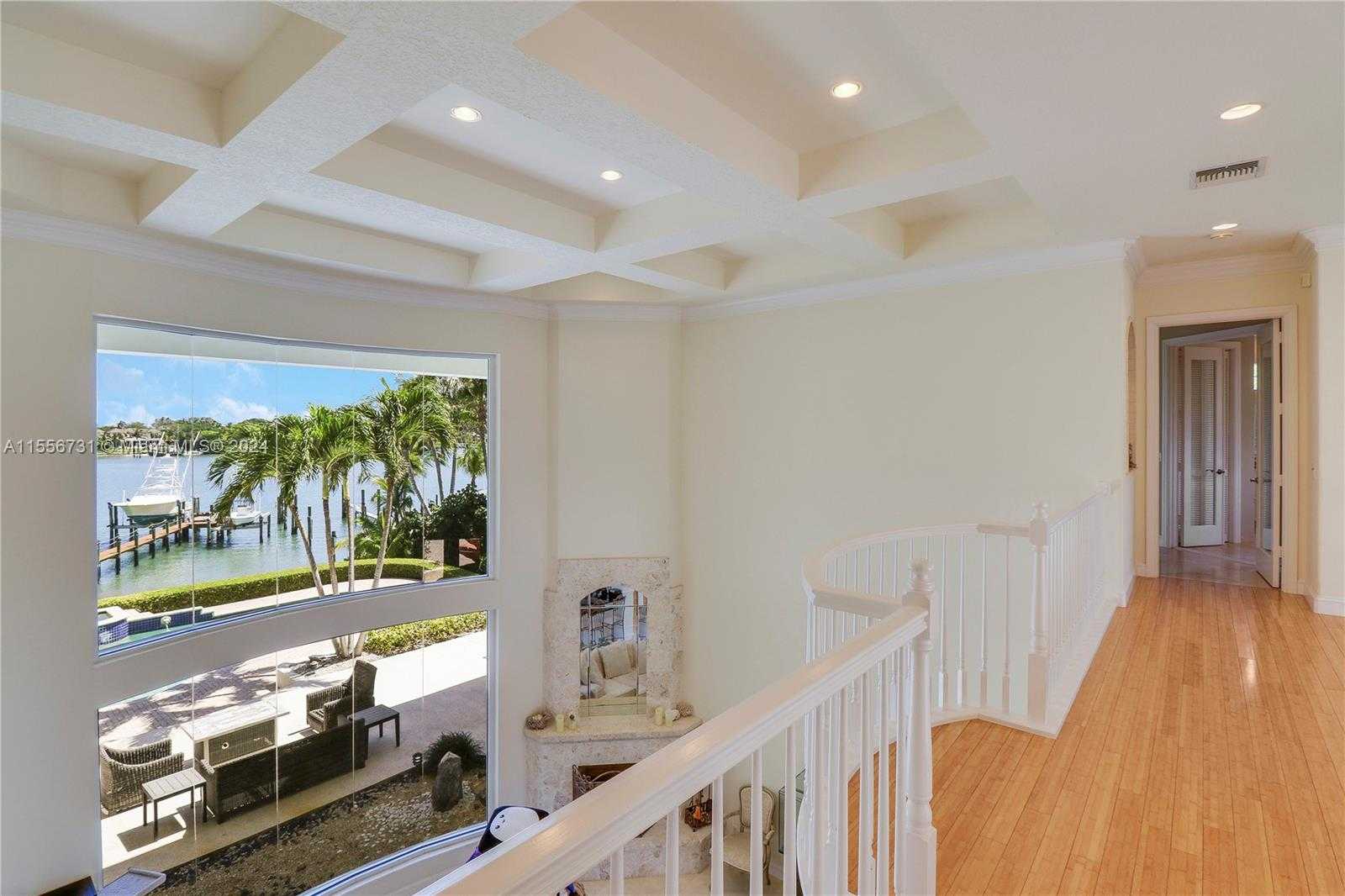 Small Image of 17581 SOUTH EAST CONCH BAR AVE, Jupiter Number 33