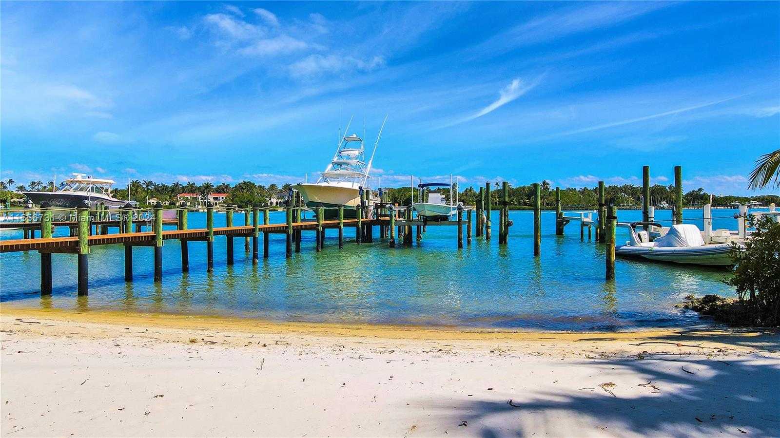 Small Image of 17581 SOUTH EAST CONCH BAR AVE, Jupiter Number 4