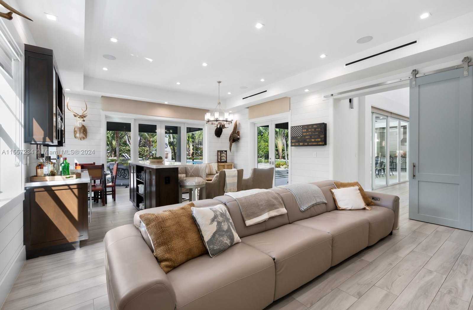 Small Image of 6790 SOUTH WEST 72ND CT, Miami Number 12