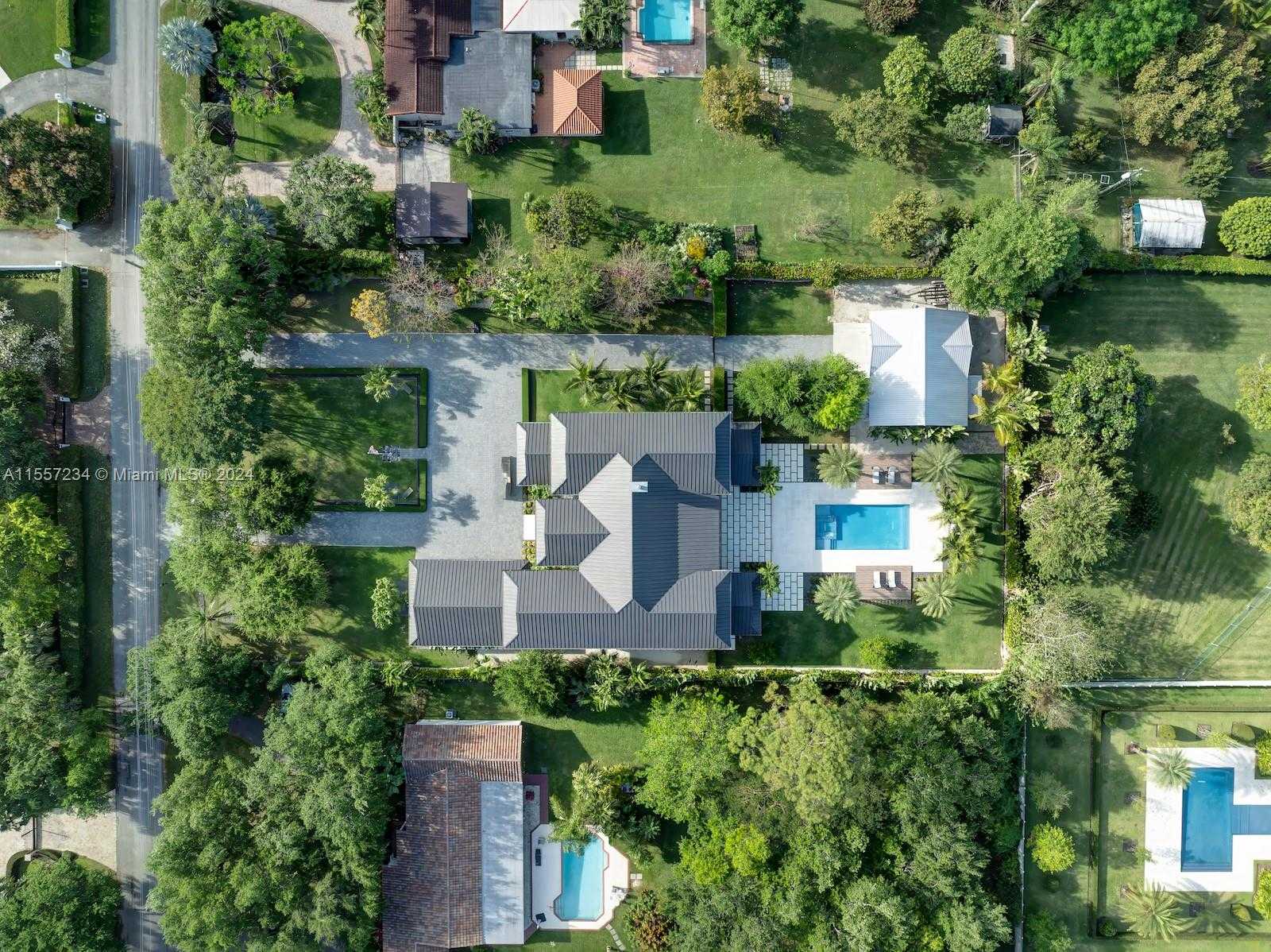 Small Image of 6790 SOUTH WEST 72ND CT, Miami Number 50