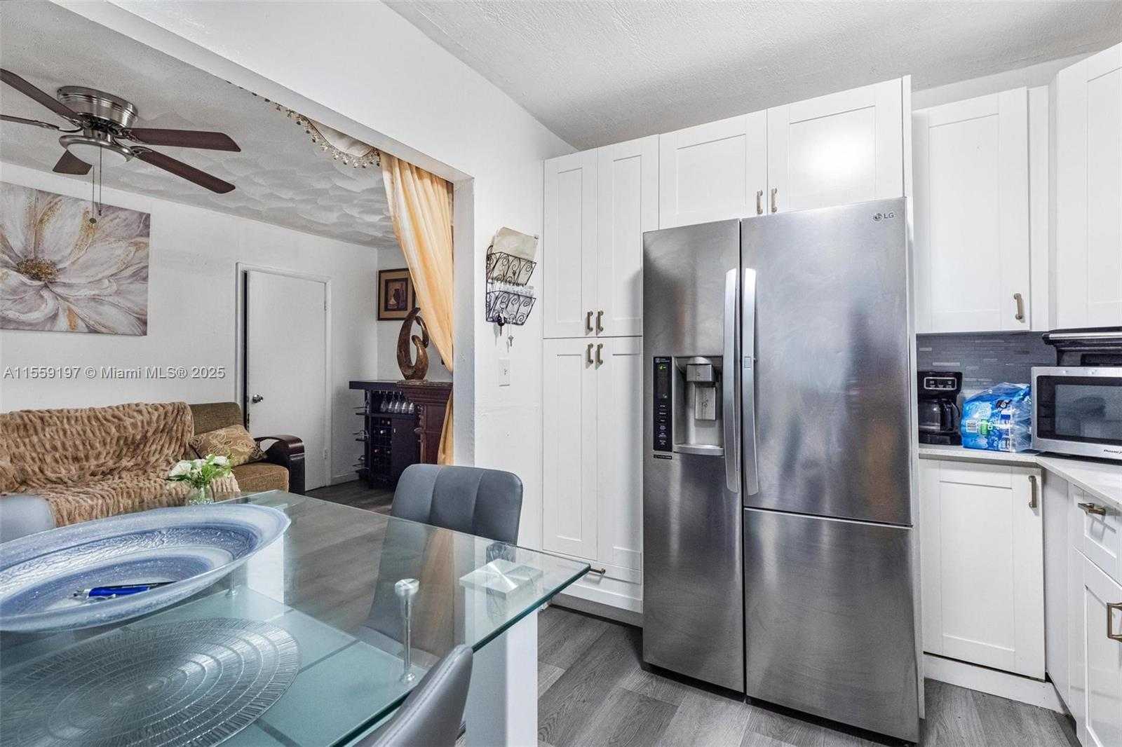 Small Image of 761 NORTH EAST 139TH ST, North Miami Number 26
