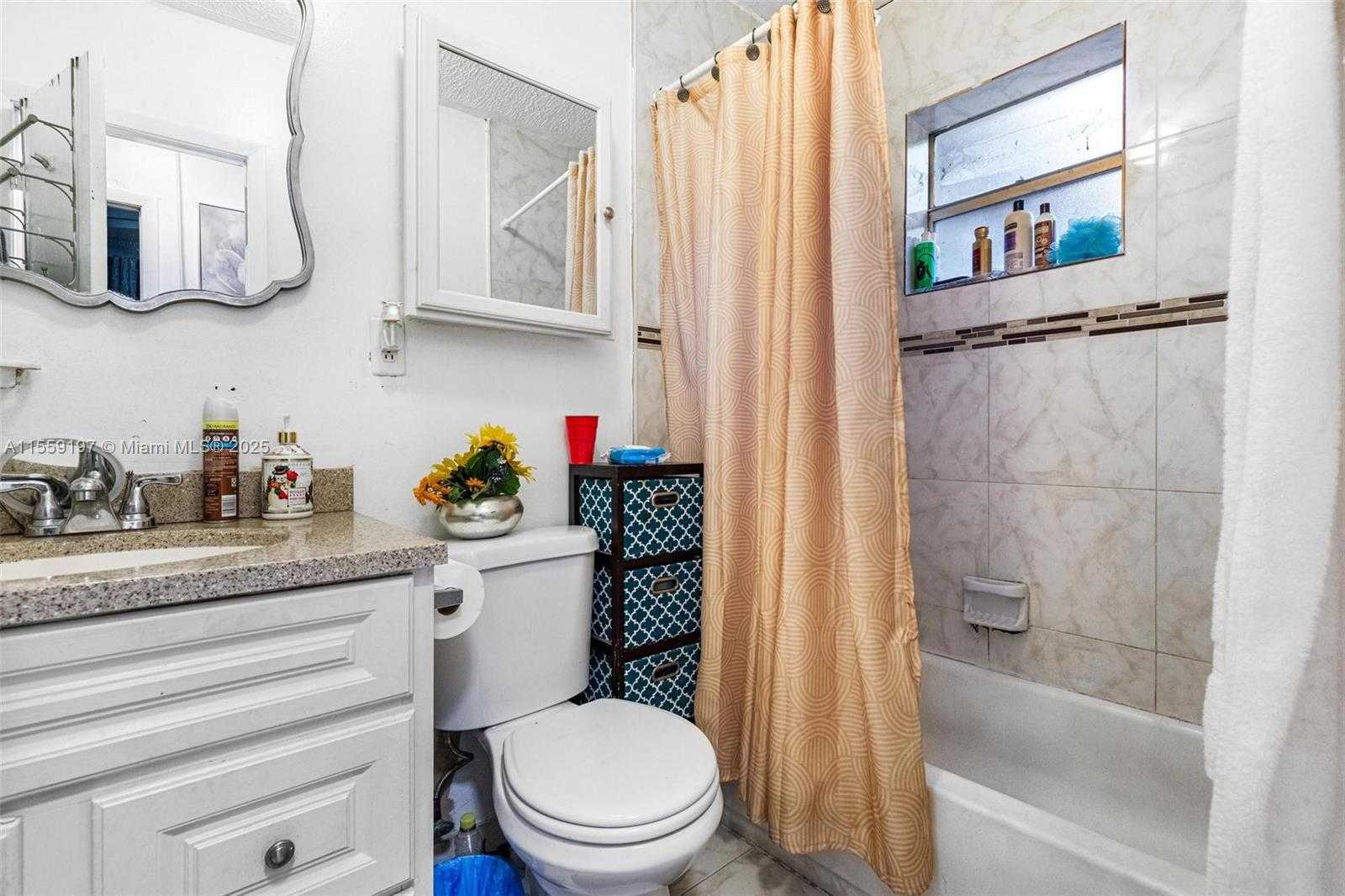 Small Image of 761 NORTH EAST 139TH ST, North Miami Number 32