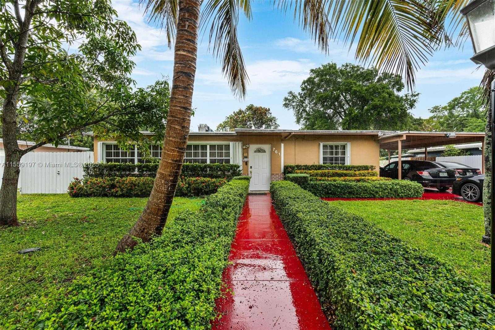 Small Image of 761 NORTH EAST 139TH ST, North Miami Number 34