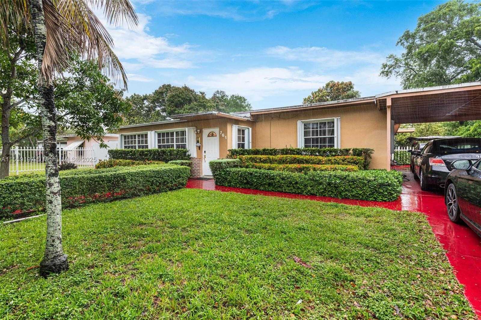 Small Image of 761 NORTH EAST 139TH ST, North Miami Number 35
