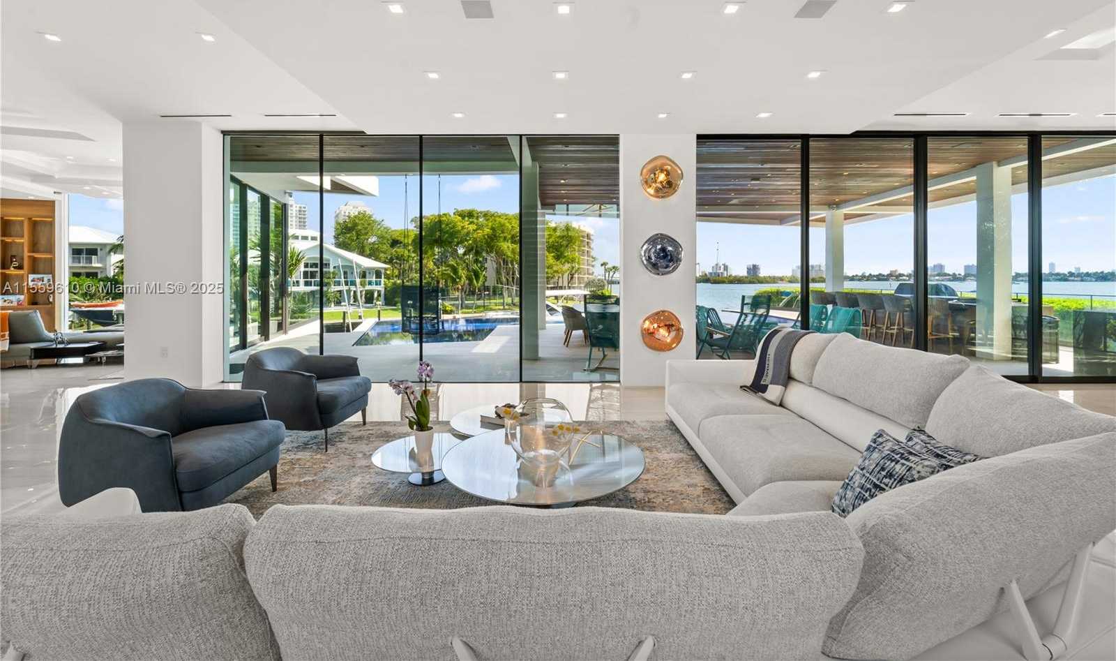 Small Image of 1133 BELLE MEADE ISLAND DR, Miami Number 34