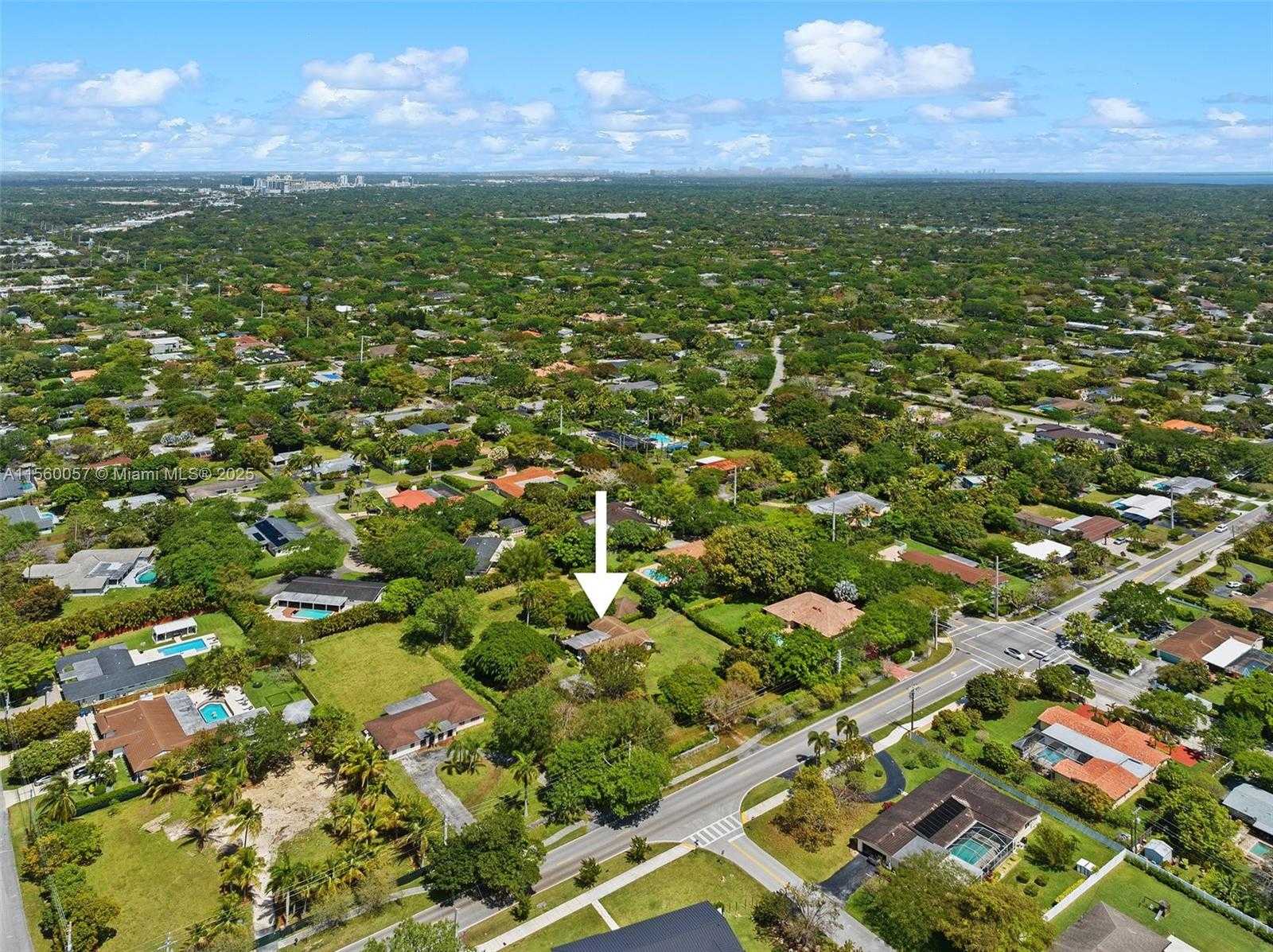 Small Image of 8205 SOUTH WEST 136TH ST, Pinecrest Number 34